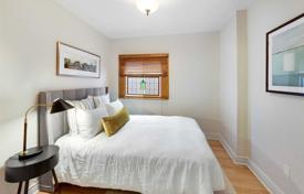 3-zimmer haus in der stadt in East York, Kanada. C$1 192 000