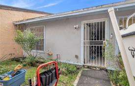 2-zimmer haus in der stadt 95 m² in Miami Gardens, Vereinigte Staaten. $275 000