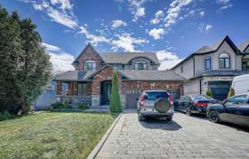 5-zimmer haus in der stadt in Scarborough, Kanada. C$1 897 000