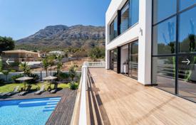 4-zimmer einfamilienhaus 350 m² in Denia, Spanien. 1 370 000 €