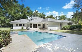 Villa – Coral Gables, Florida, Vereinigte Staaten. $2 797 000