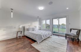 19-zimmer haus in der stadt in Scarborough, Kanada. C$2 295 000