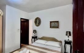 1-zimmer wohnung 75 m² in Sveti Stefan, Montenegro. 200 000 €