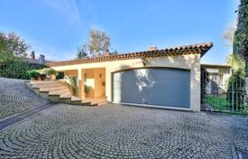 Einfamilienhaus – Mougins, Côte d'Azur, Frankreich. 2 900 000 €