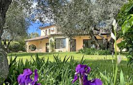 Villa – Roquefort-les-Pins, Côte d'Azur, Frankreich. 1 490 000 €