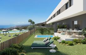 6-zimmer stadthaus 110 m² in Manilva, Spanien. 527 000 €