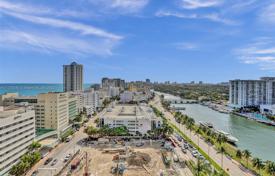 Eigentumswohnung – Miami Beach, Florida, Vereinigte Staaten. $2 400 000
