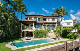 Villa – Coral Gables, Florida, Vereinigte Staaten. 9 776 000 €