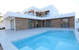 Villa – Calp, Valencia, Spanien. 1 125 000 €