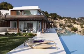 Villa – Es Cubells, Ibiza, Balearen,  Spanien. 136 000 €  pro Woche