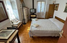 Haus in der Stadt – Banjole (Croatia), Istria County, Kroatien. 160 000 €