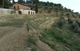 Grundstück in Cetona, Italien. 1 900 000 €