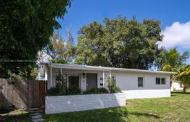 3-zimmer haus in der stadt 111 m² in North Miami Beach, Vereinigte Staaten. $587 000