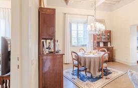4-zimmer villa 350 m² in Lucca, Italien. 1 250 000 €