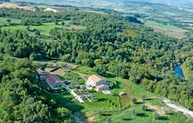 Villa – Manciano, Toskana, Italien. 2 100 000 €