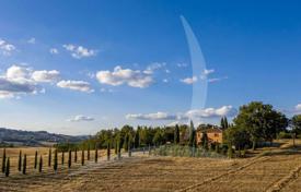 8-zimmer villa 765 m² in Foiano della Chiana, Italien. 1 490 000 €