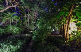 2-zimmer haus in der stadt 200 m² in Miami, Vereinigte Staaten. $1 150 000