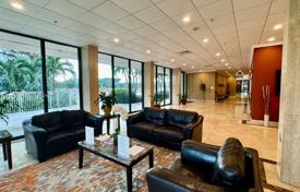 Eigentumswohnung – Sunny Isles Beach, Florida, Vereinigte Staaten. $260 000