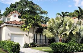 Einfamilienhaus – Coral Gables, Florida, Vereinigte Staaten. $1 049 000