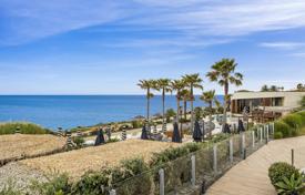 2-zimmer wohnung 121 m² in Estepona, Spanien. 850 000 €