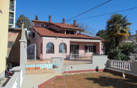 5-zimmer haus in der stadt 275 m² in Rijeka, Kroatien. 490 000 €