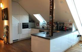 2-zimmer wohnung 83 m² in Düsseldorf, Deutschland. 590 000 €