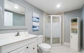4-zimmer haus in der stadt in North York, Kanada. C$1 621 000