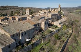 8-zimmer wohnung 380 m² in Torrita di Siena, Italien. 690 000 €