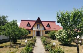 7-zimmer villa 350 m² in Bacau, Rumänien. Price on request