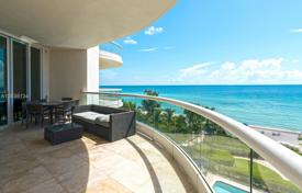 Wohnung – Collins Avenue, Miami, Florida,  Vereinigte Staaten. $1 899 000