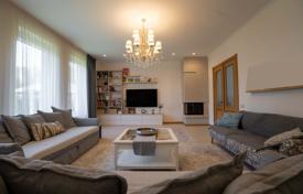 6-zimmer villa 350 m² in Zemgale Suburb, Lettland. 525 000 €
