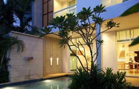 Stadthaus – Rawai Beach, Rawai, Mueang Phuket,  Phuket,   Thailand. $217 000