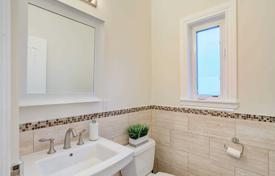 9-zimmer haus in der stadt in York, Kanada. C$1 774 000