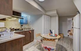 7-zimmer haus in der stadt in Scarborough, Kanada. C$1 101 000