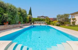 23-zimmer villa in Iseo, Italien. 2 400 000 €