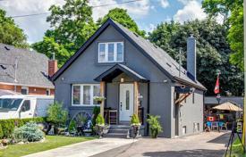 Haus in der Stadt – York, Toronto, Ontario,  Kanada. C$1 321 000