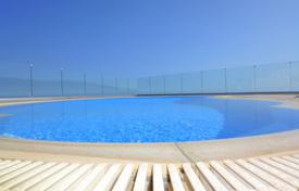 5-zimmer villa 400 m² in Agios Tychonas, Zypern. $4 100  pro Woche
