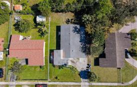 Haus in der Stadt – Fort Lauderdale, Florida, Vereinigte Staaten. $465 000