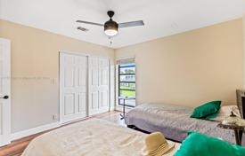 Eigentumswohnung – Pembroke Pines, Broward, Florida,  Vereinigte Staaten. $380 000