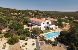 4-zimmer villa 218 m² in Loule, Portugal. 925 000 €