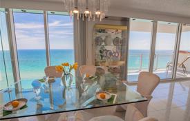 2-zimmer appartements in eigentumswohnungen 122 m² in Hallandale Beach, Vereinigte Staaten. 670 000 €