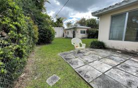Haus in der Stadt – Coral Gables, Florida, Vereinigte Staaten. $1 290 000