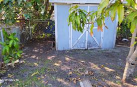 5-zimmer haus in der stadt 138 m² in Miami, Vereinigte Staaten. $550 000