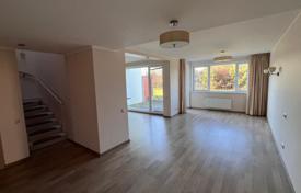 4-zimmer stadthaus 189 m² in Piņķi, Lettland. 400 000 €