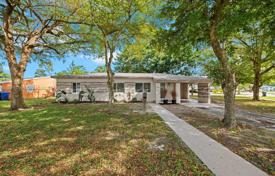 3-zimmer haus in der stadt 140 m² in Fort Lauderdale, Vereinigte Staaten. $490 000