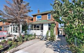 4-zimmer haus in der stadt in York, Kanada. C$1 069 000