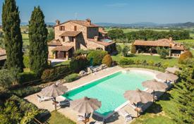 33-zimmer landgut 1333 m² in Castiglione del Lago, Italien. Price on request