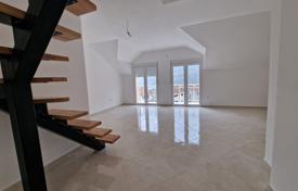 3-zimmer wohnung 120 m² in Igalo, Montenegro. 192 000 €