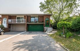 10-zimmer stadthaus in North York, Kanada. C$1 298 000