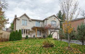 6-zimmer haus in der stadt in North York, Kanada. C$2 089 000